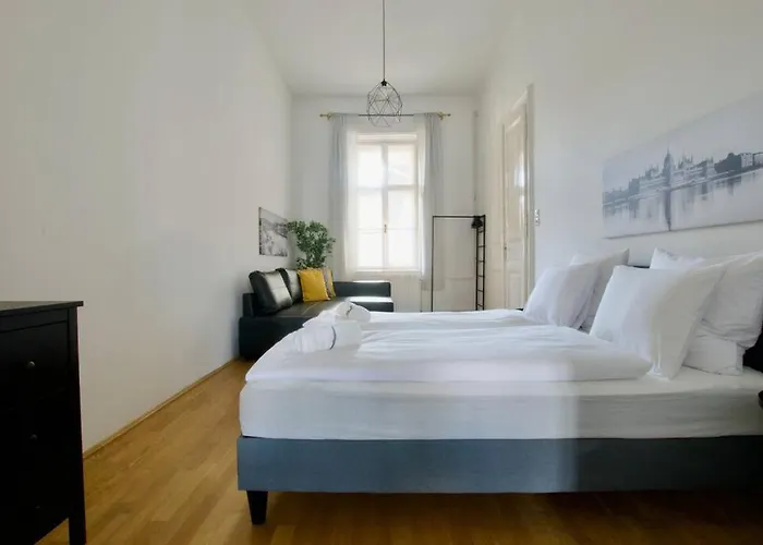 Budget By Hi5 - King Street - For Groups * 부다페스트